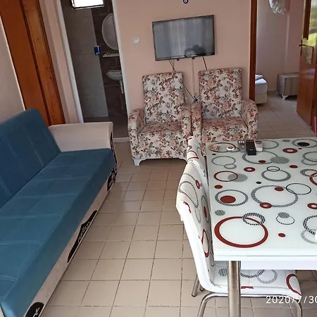 Caner Apart Apartamento